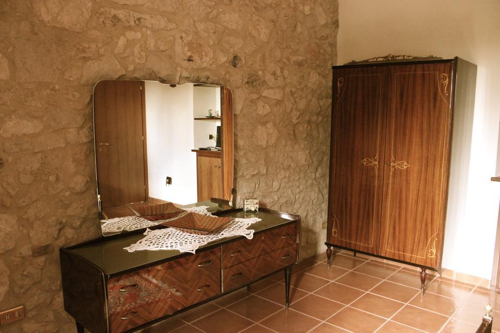 The Oaks Bed & Breakfast Spigno Saturnia Ruang foto