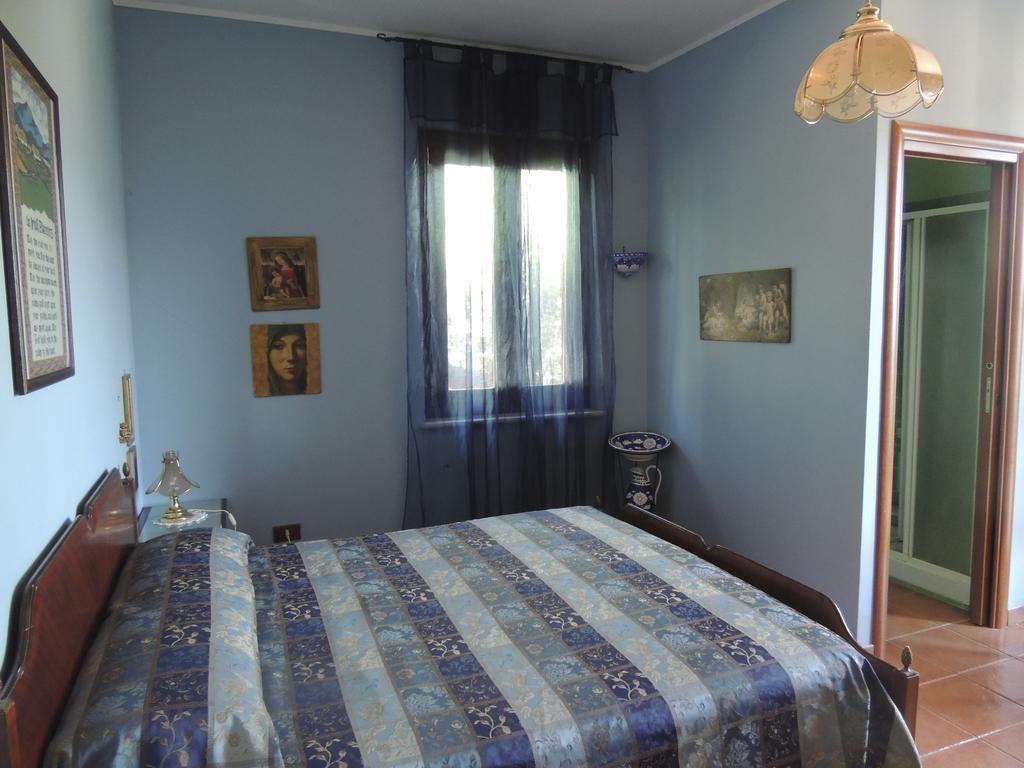 The Oaks Bed & Breakfast Spigno Saturnia Ruang foto